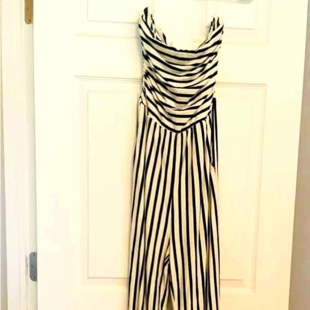 Women’s Altar’d State Jumpsuit w/pockets Size Small